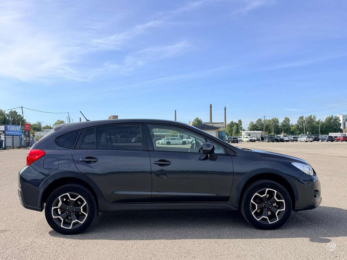 Subaru XV 2012 — photo 5