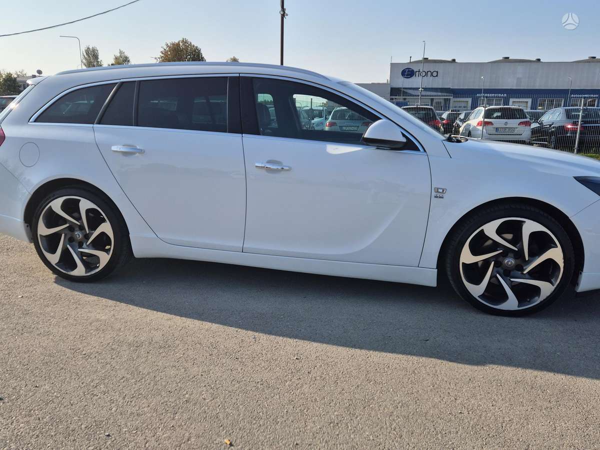 Opel Insignia 2015 — авто для ЗСУ з Європи