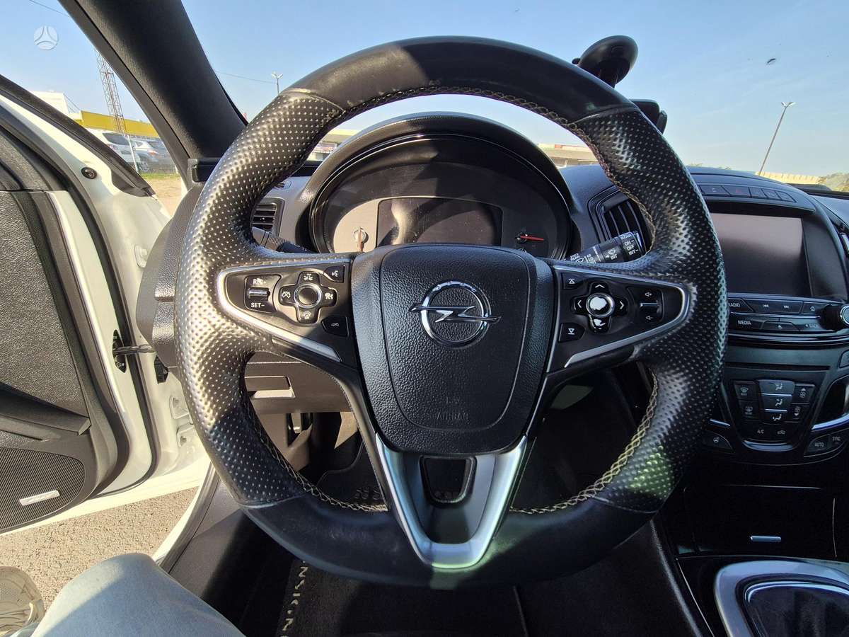 Opel Insignia 2015 — фото 42