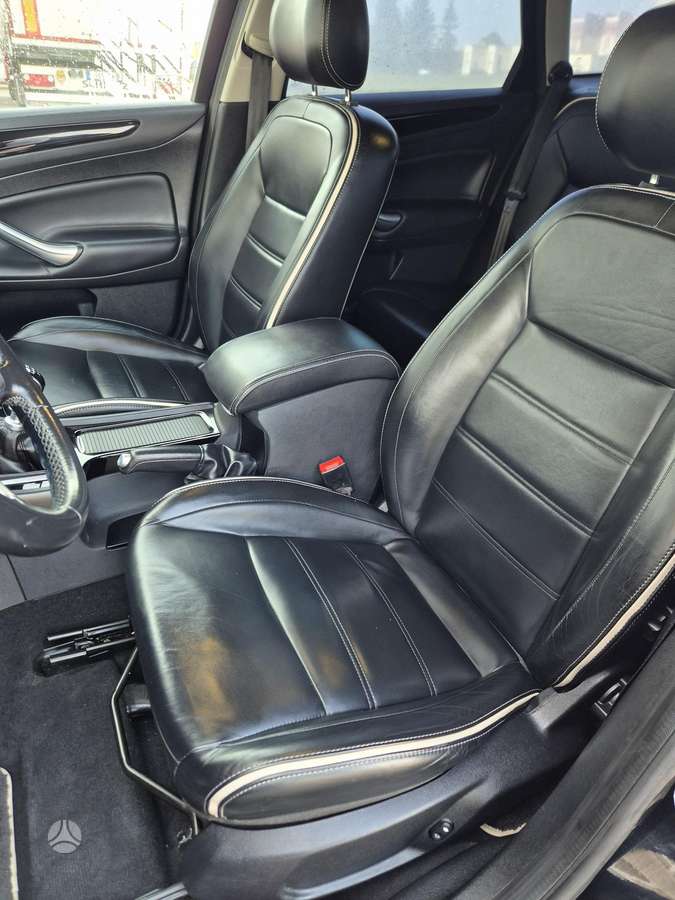 Ford Mondeo 2014 — photo 9