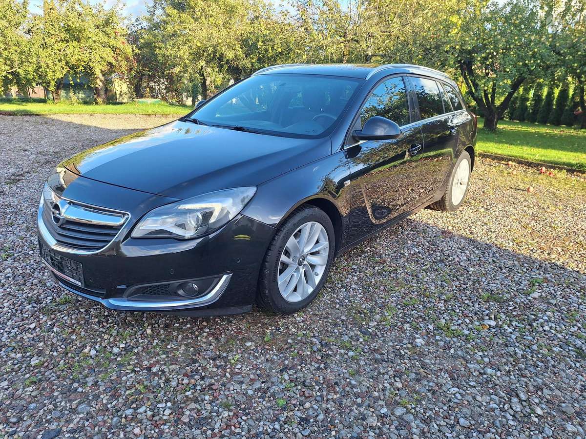 Opel Insignia 2015 — двигун 1956 cm³, 170 HP (125kW)