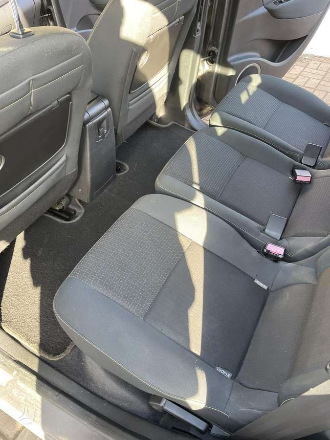 Renault Grand 2010 — photo 11