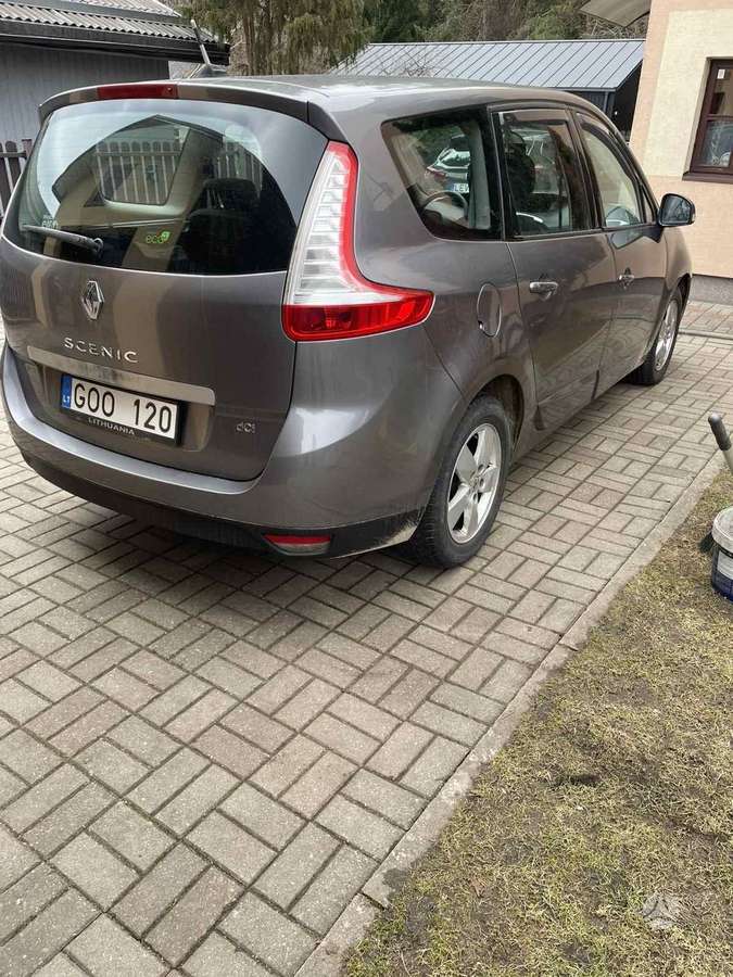 Renault Grand 2010 — rear view