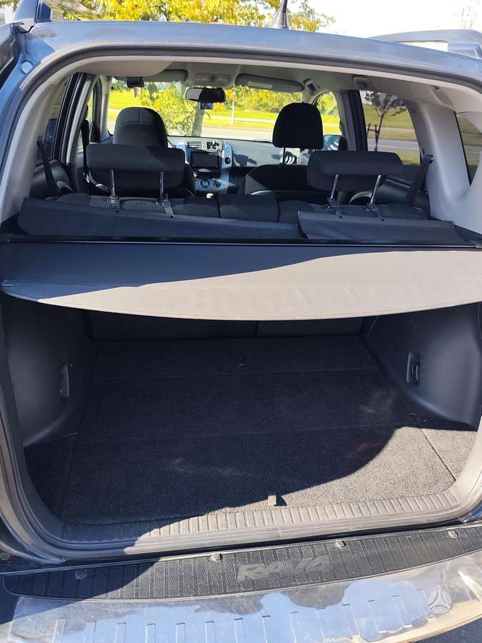 Toyota RAV4 2006 — photo 16