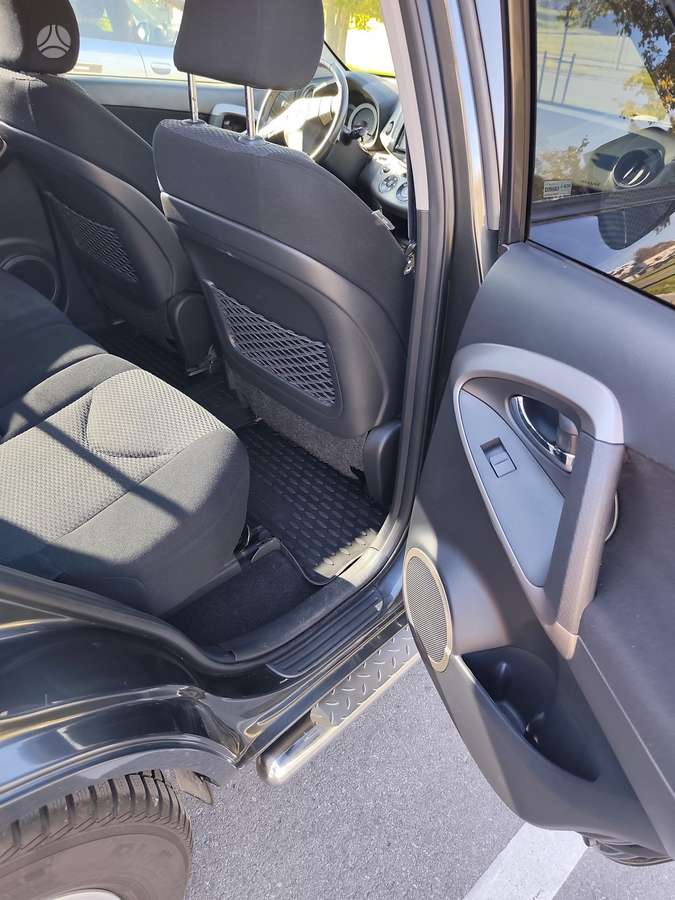 Toyota RAV4 2006 — photo 22