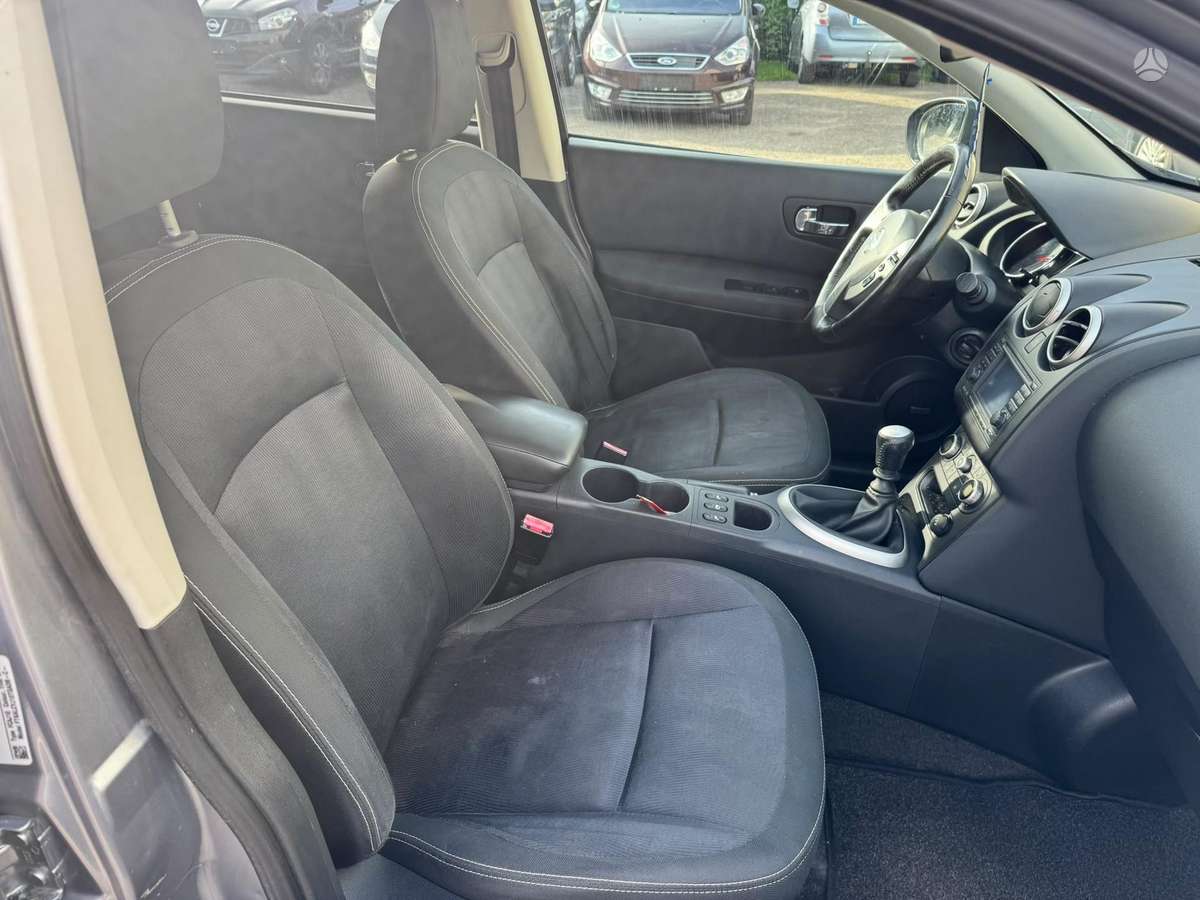 Nissan Qashqai 2011 — photo 10
