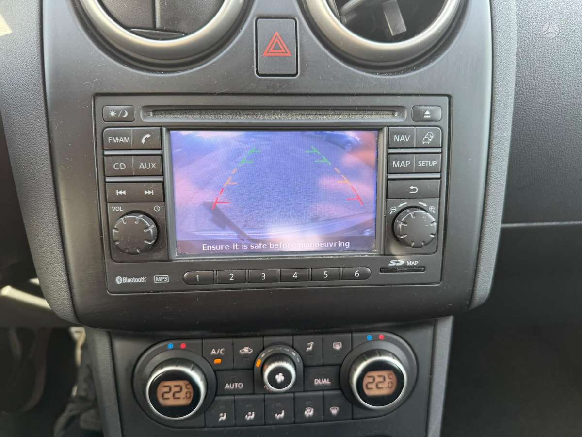 Nissan Qashqai 2011 — photo 14