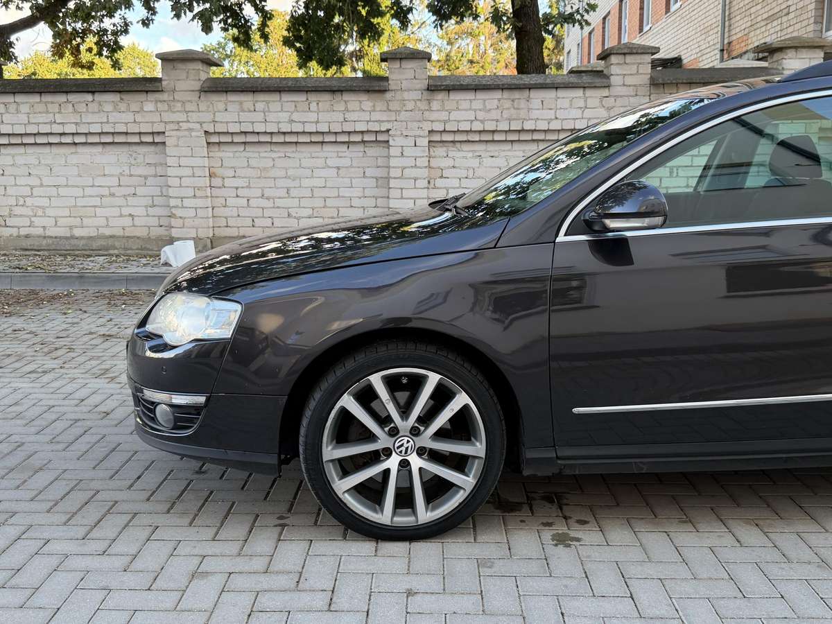 Volkswagen Passat 2010 — photo 7