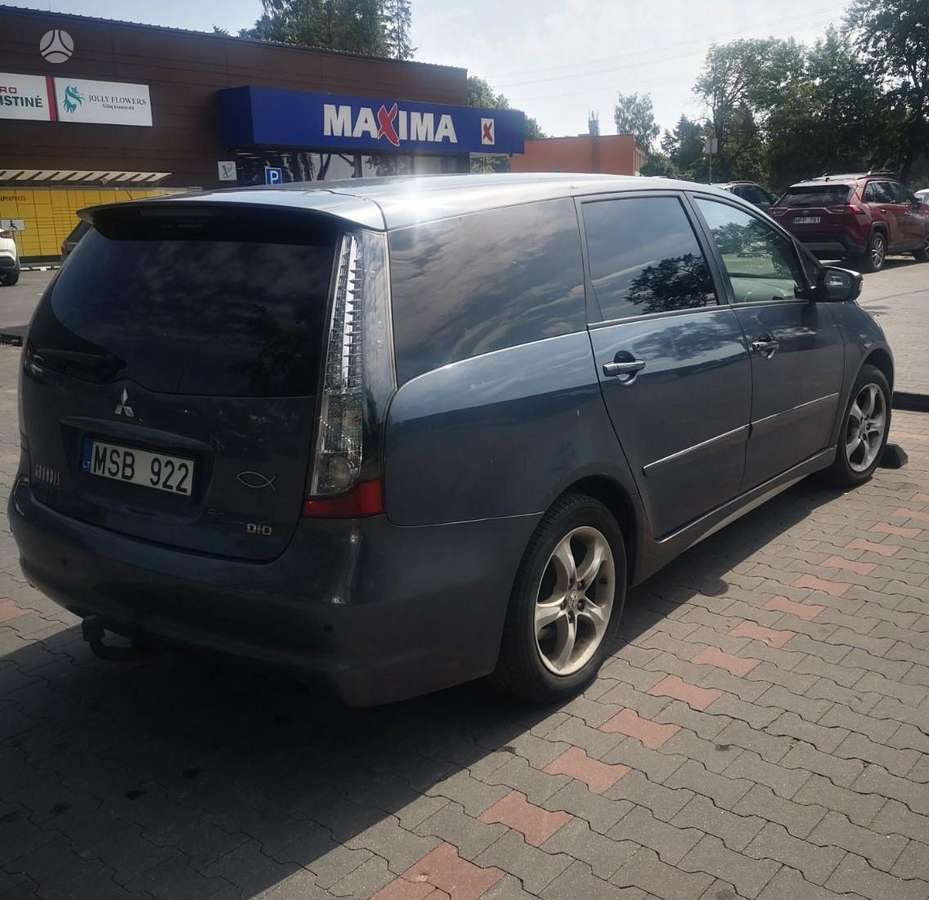 Mitsubishi Grandis 2010 — двигун 1968 cm³, 136 HP (100kW)