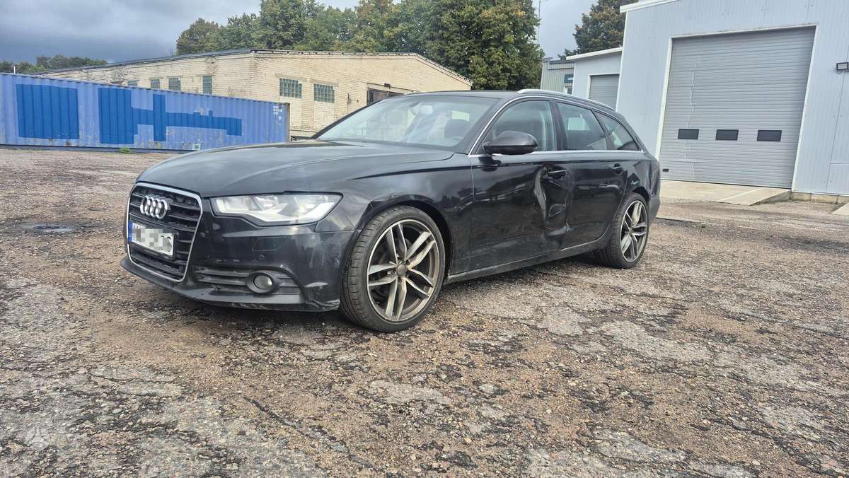 Audi A6 2013 — rear view