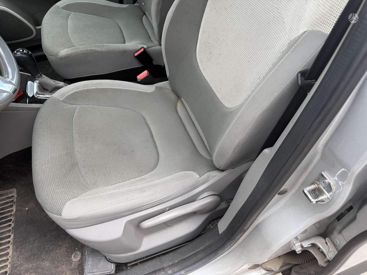 Renault Captur 2014 — photo 10