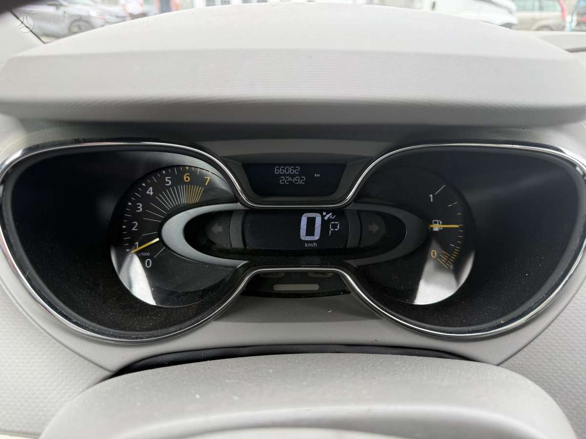 Renault Captur 2014 — photo 13