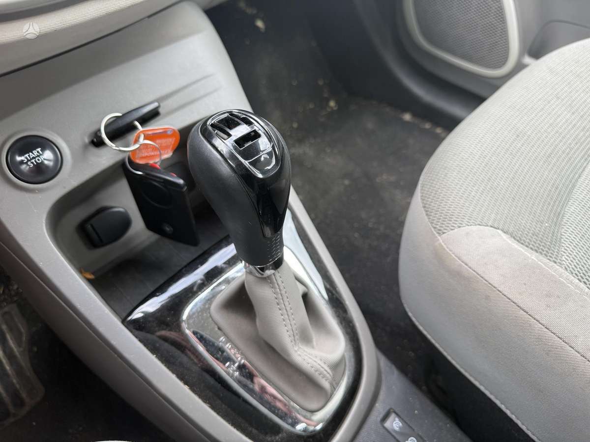 Renault Captur 2014 — photo 16