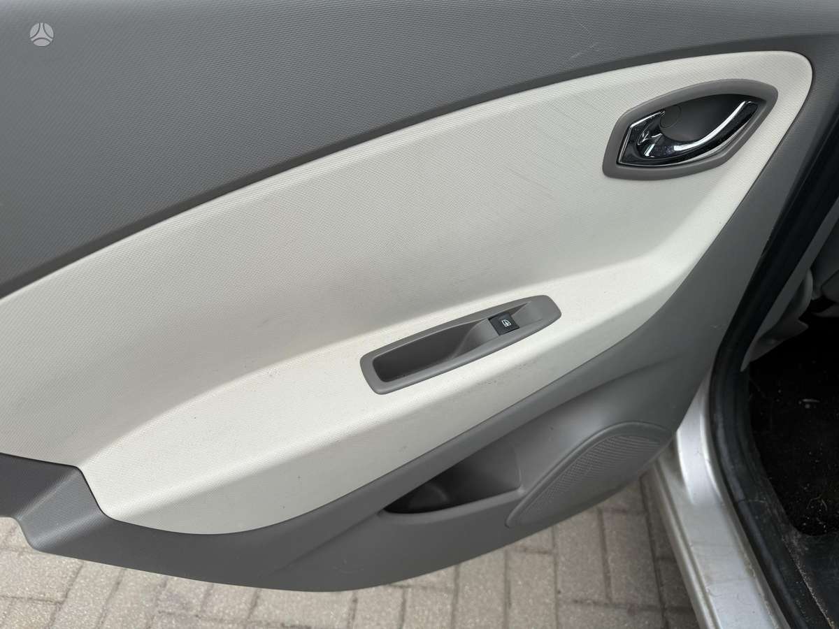 Renault Captur 2014 — photo 17