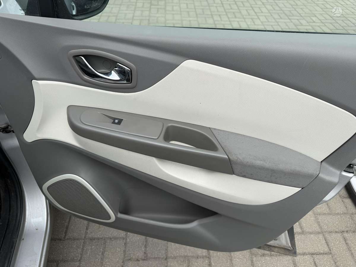 Renault Captur 2014 — photo 19