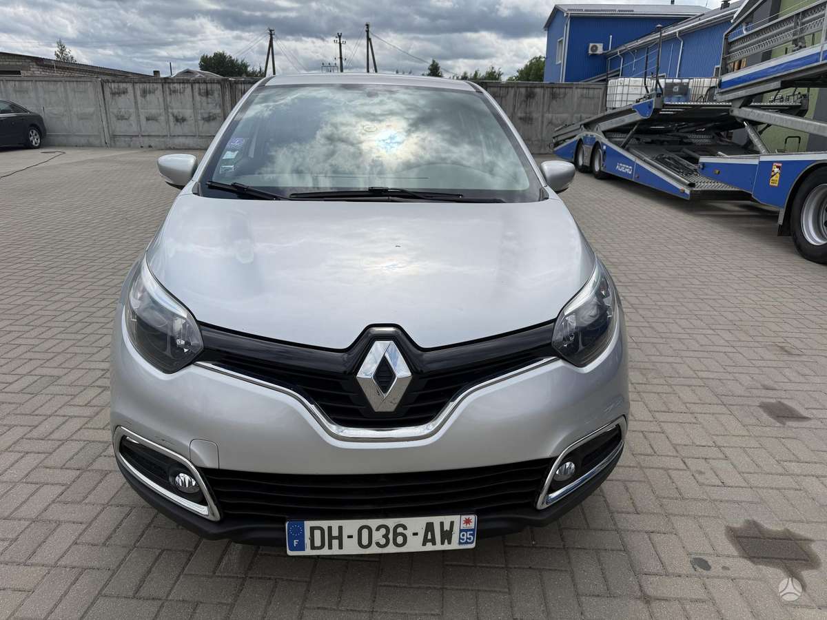 Renault Captur 2014 — rear view