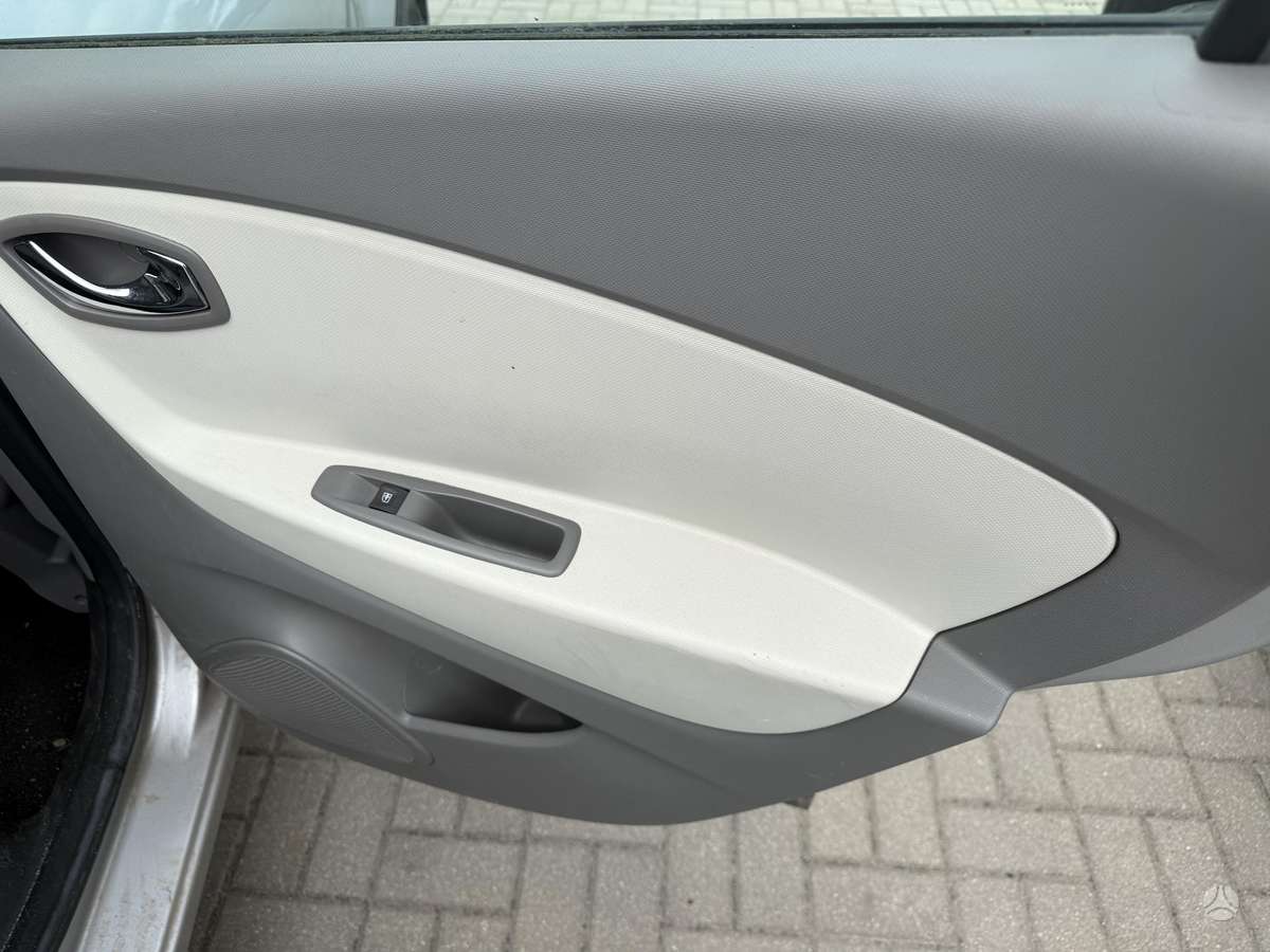 Renault Captur 2014 — photo 22