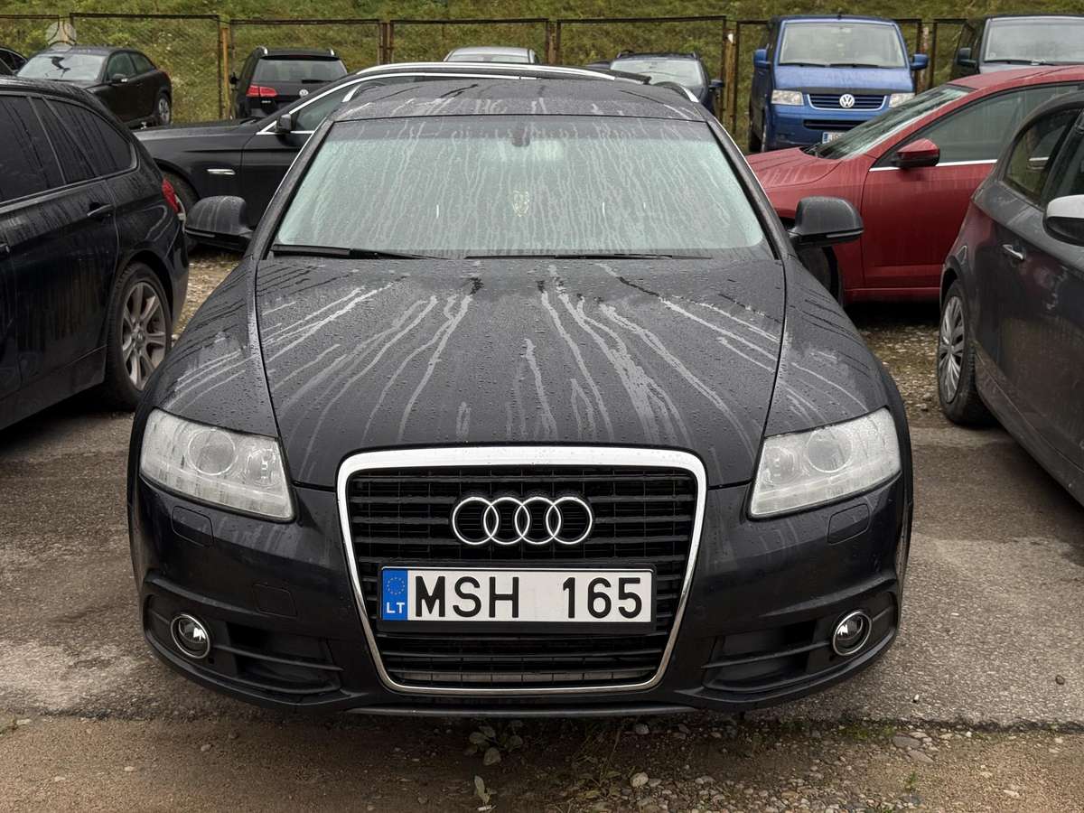 Audi A6 2010 — rear view