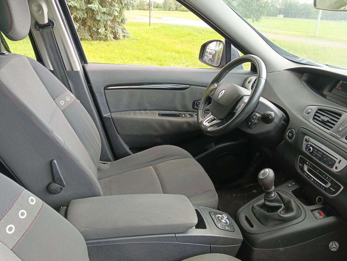Renault Grand 2013 — photo 15