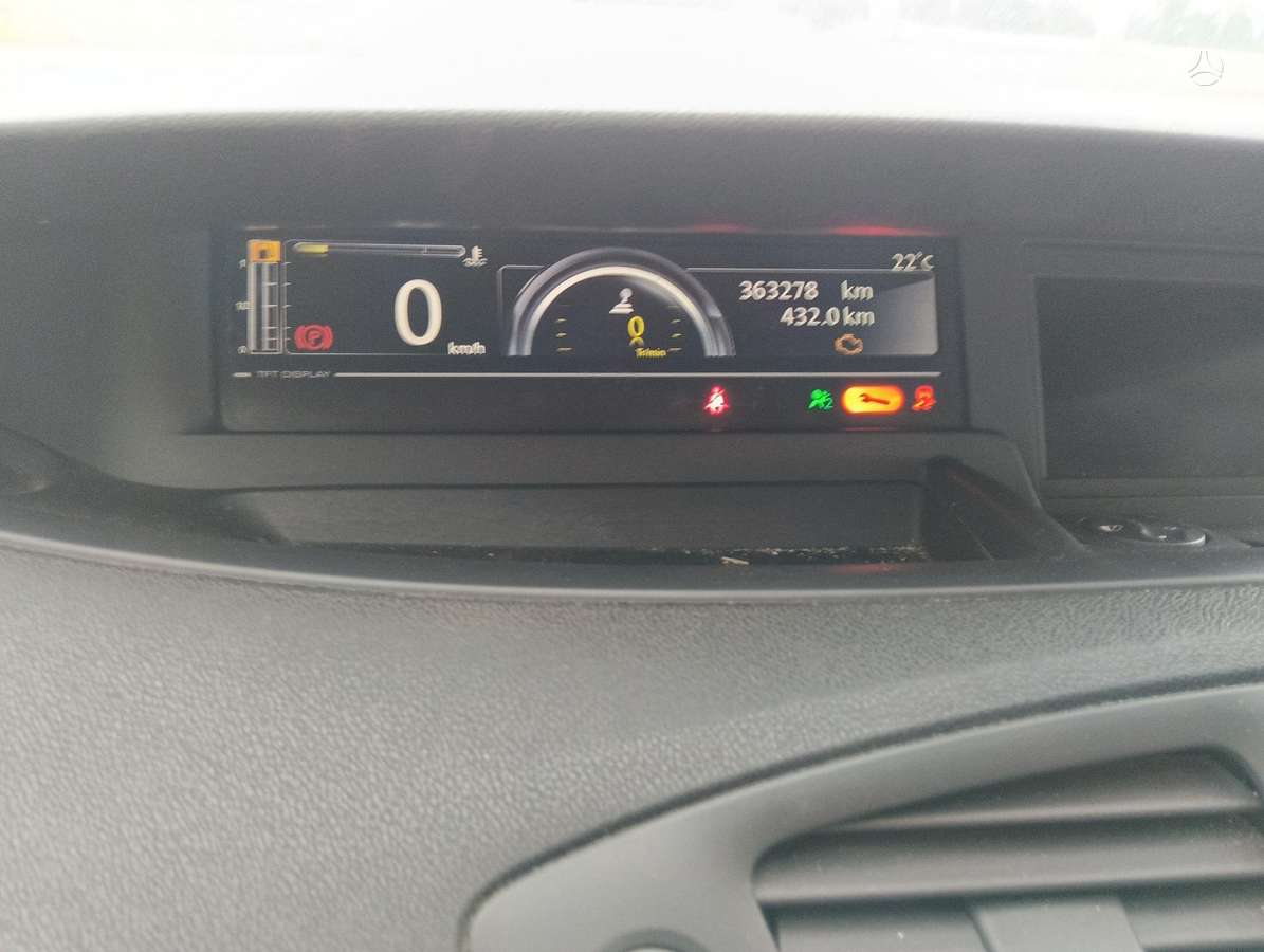 Renault Grand 2013 — photo 21