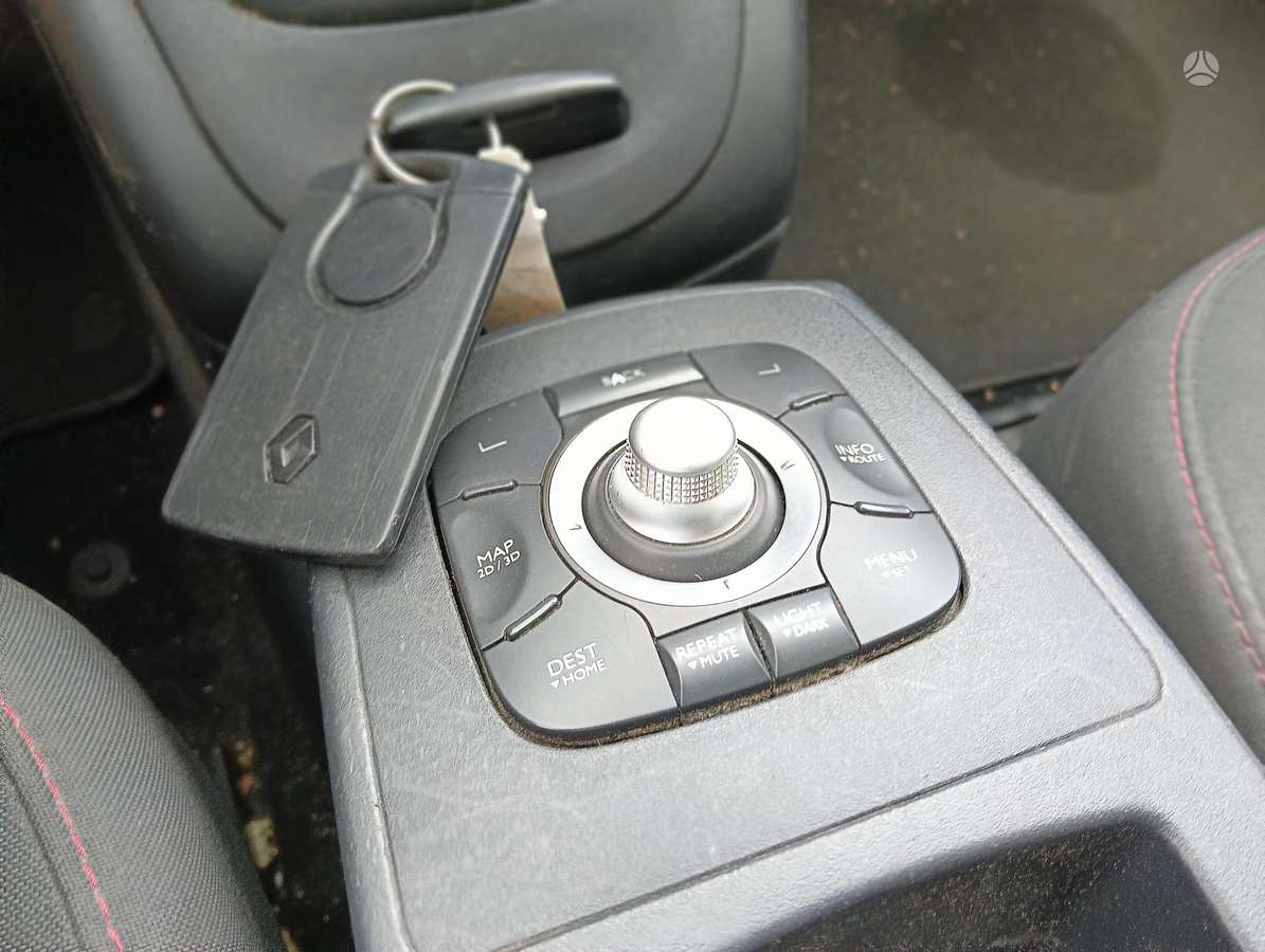 Renault Grand 2013 — photo 22