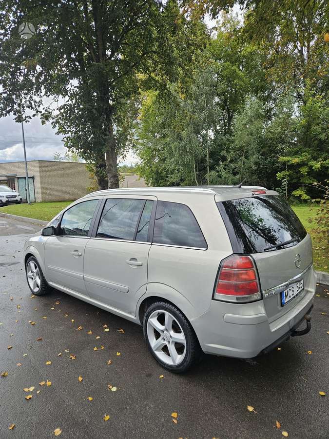 Opel Zafira 2007 — двигун 1910 cm³, 150 HP (110kW)