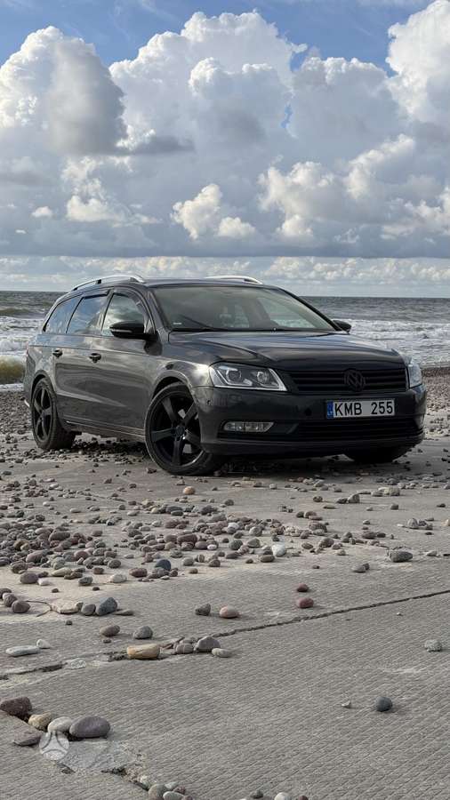 Volkswagen Passat 2011 — vehicle for AFU Ukraine