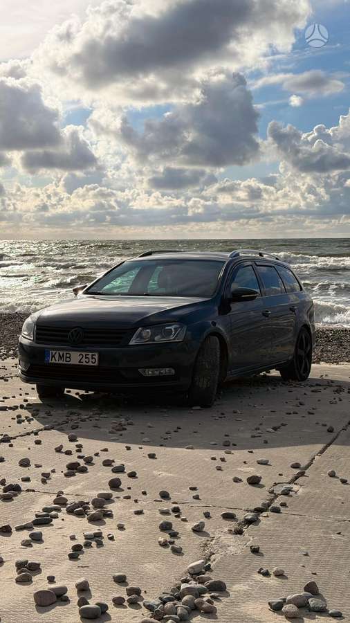 Volkswagen Passat 2011 — photo 22
