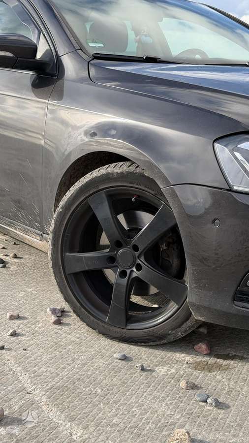 Volkswagen Passat 2011 — photo 5