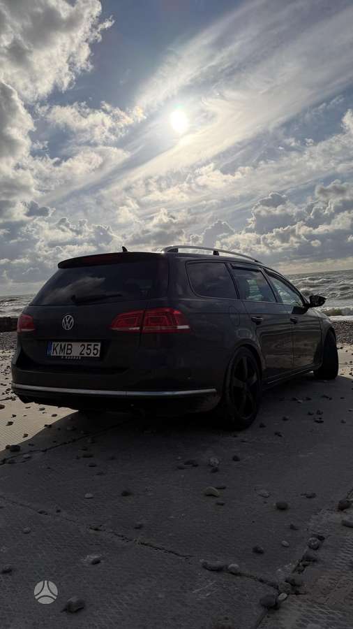 Volkswagen Passat 2011 — photo 7