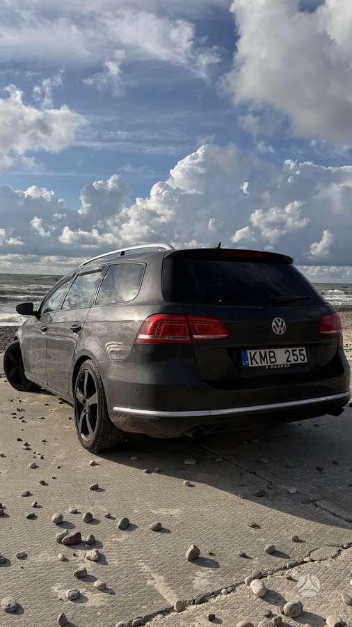 Volkswagen Passat 2011 — photo 9
