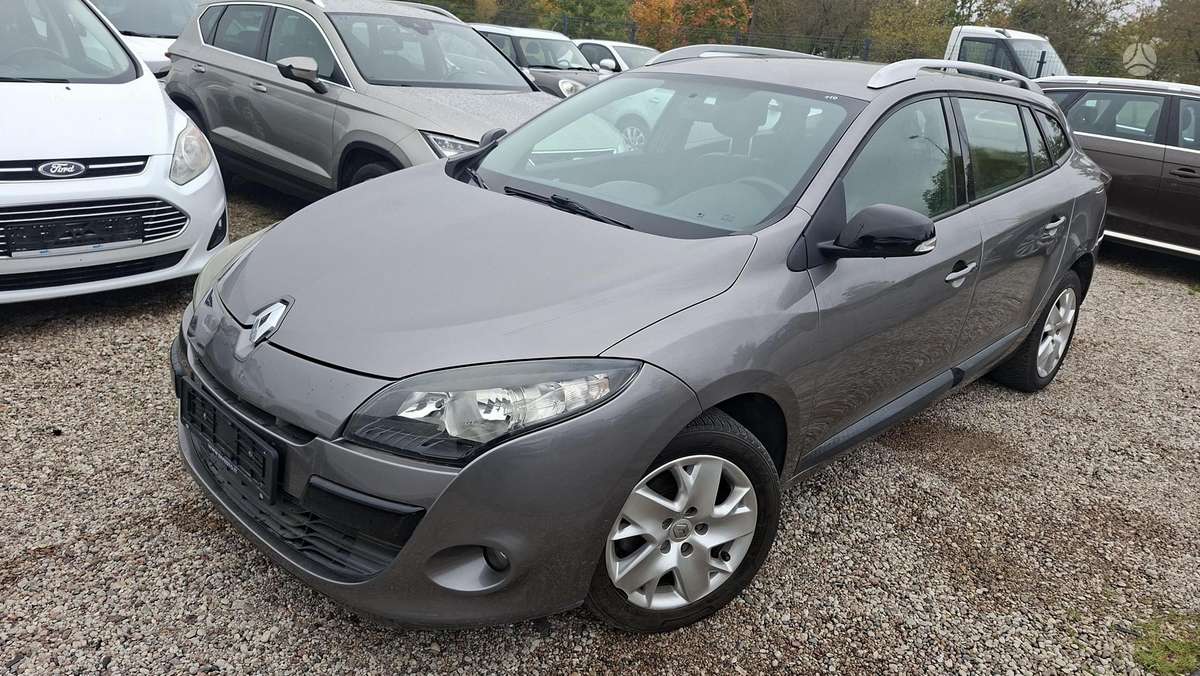Renault Megane 2012 — вигляд ззаду
