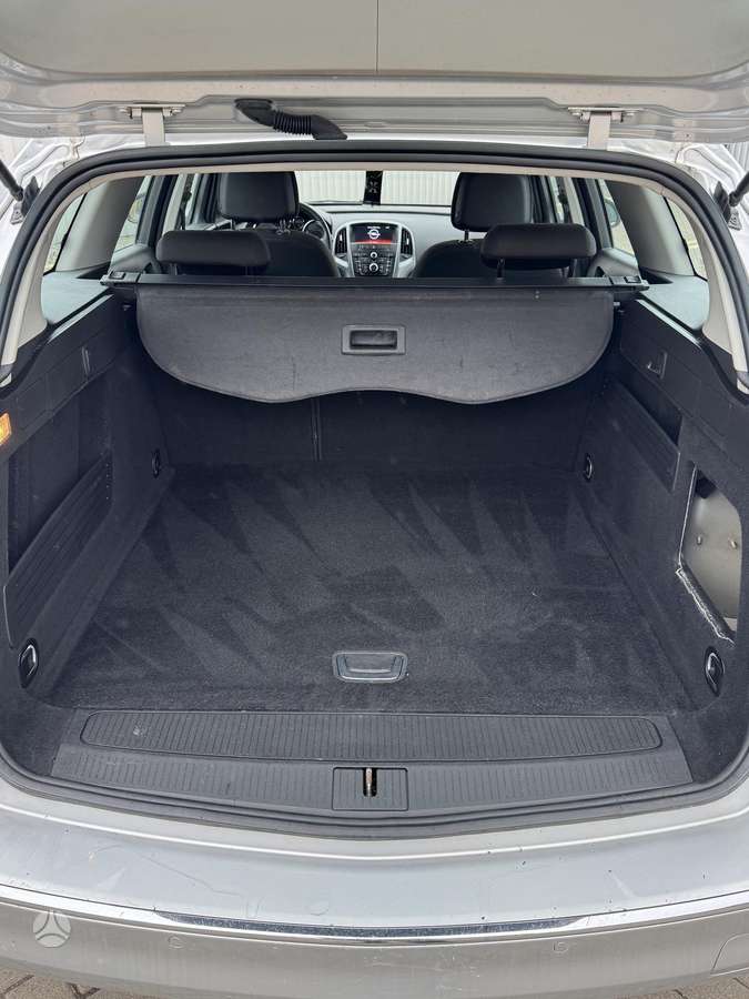 Opel Astra 2015 — photo 8