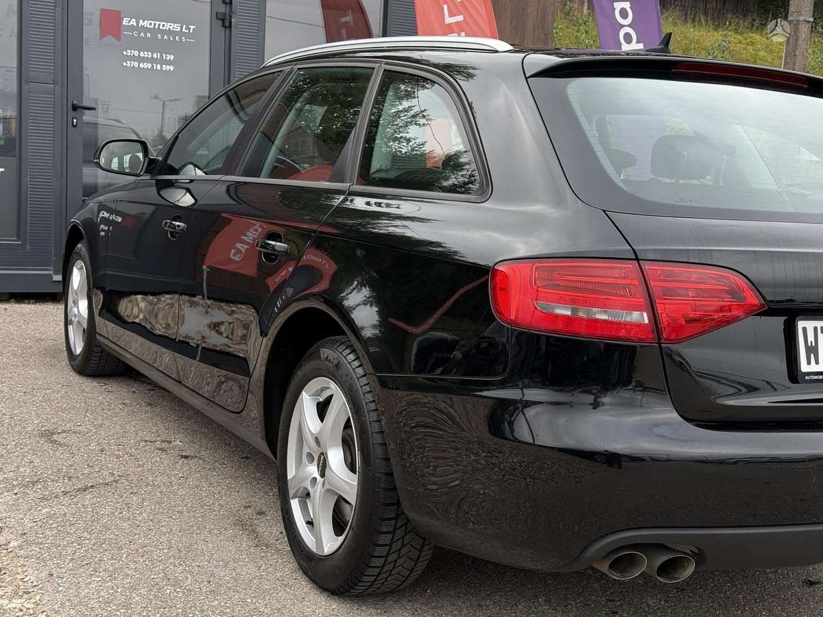 Audi A4 2009 — photo 10