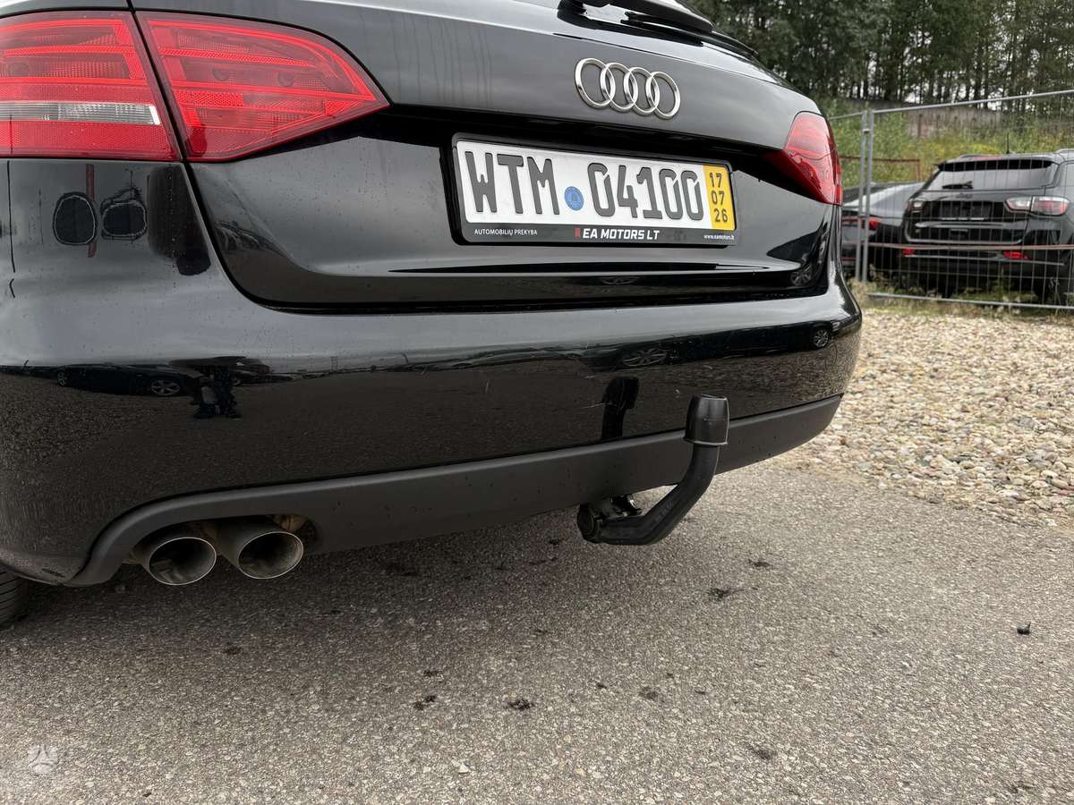 Audi A4 2009 — photo 11