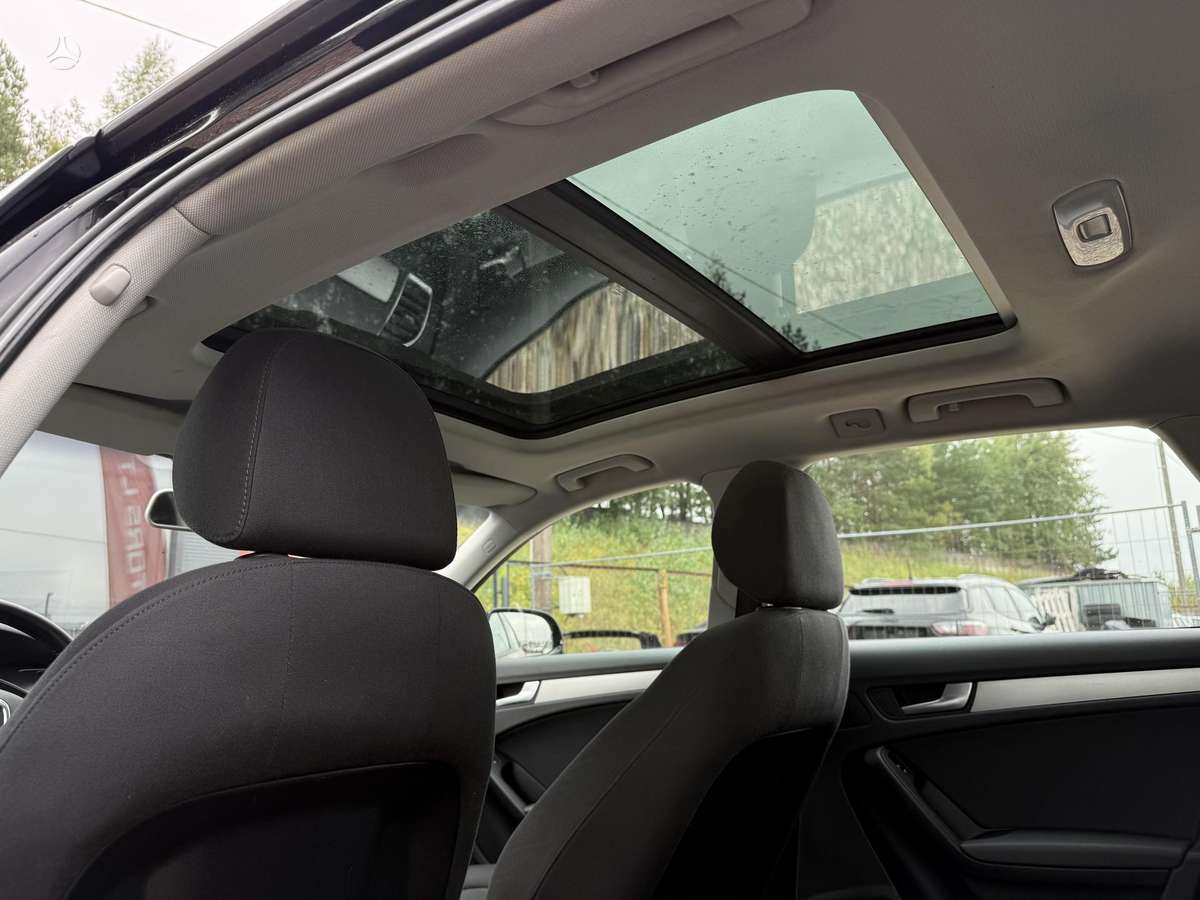 Audi A4 2009 — photo 24