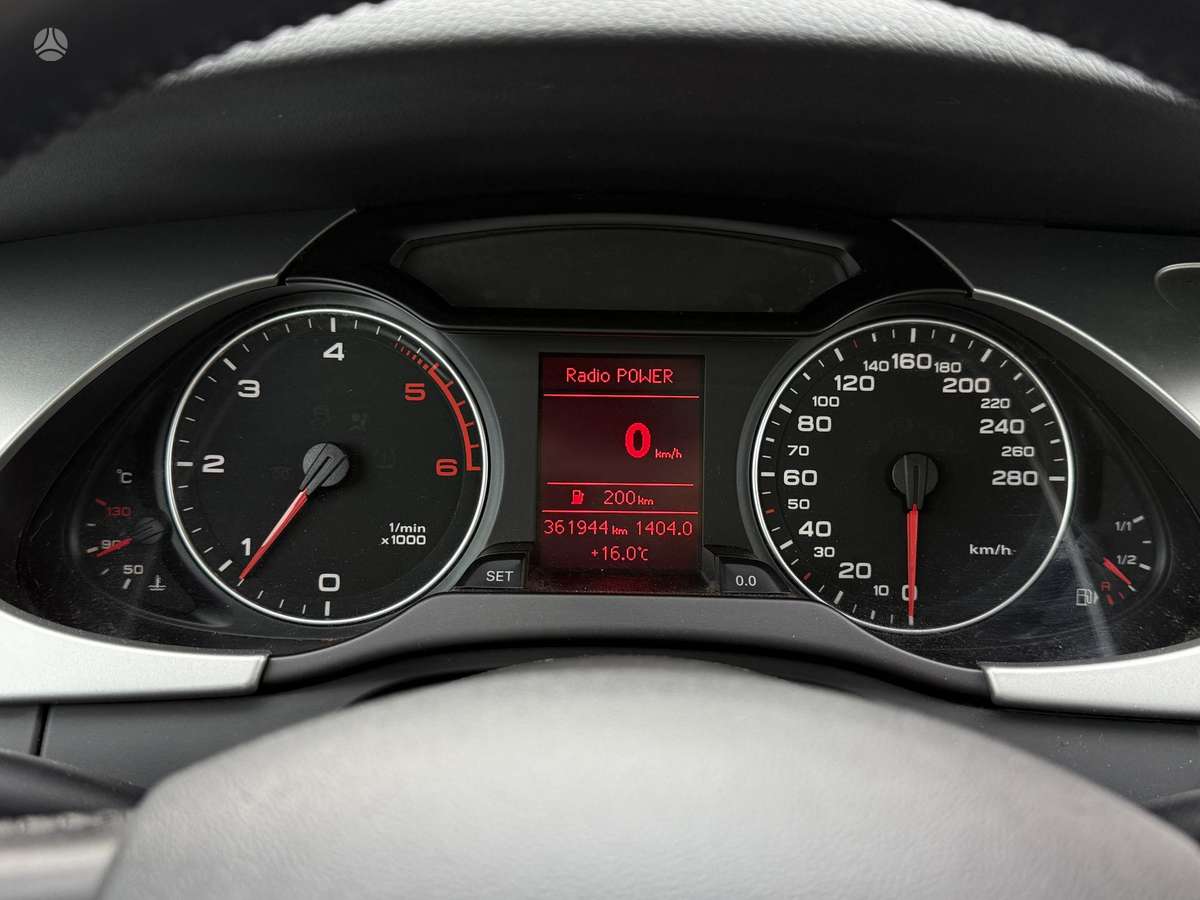 Audi A4 2009 — photo 25