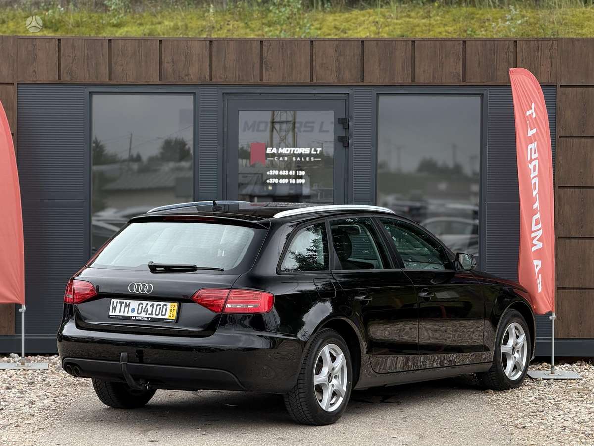 Audi A4 2009 — photo 5