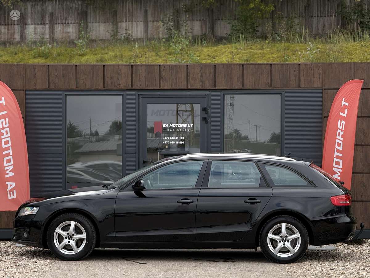Audi A4 2009 — photo 8