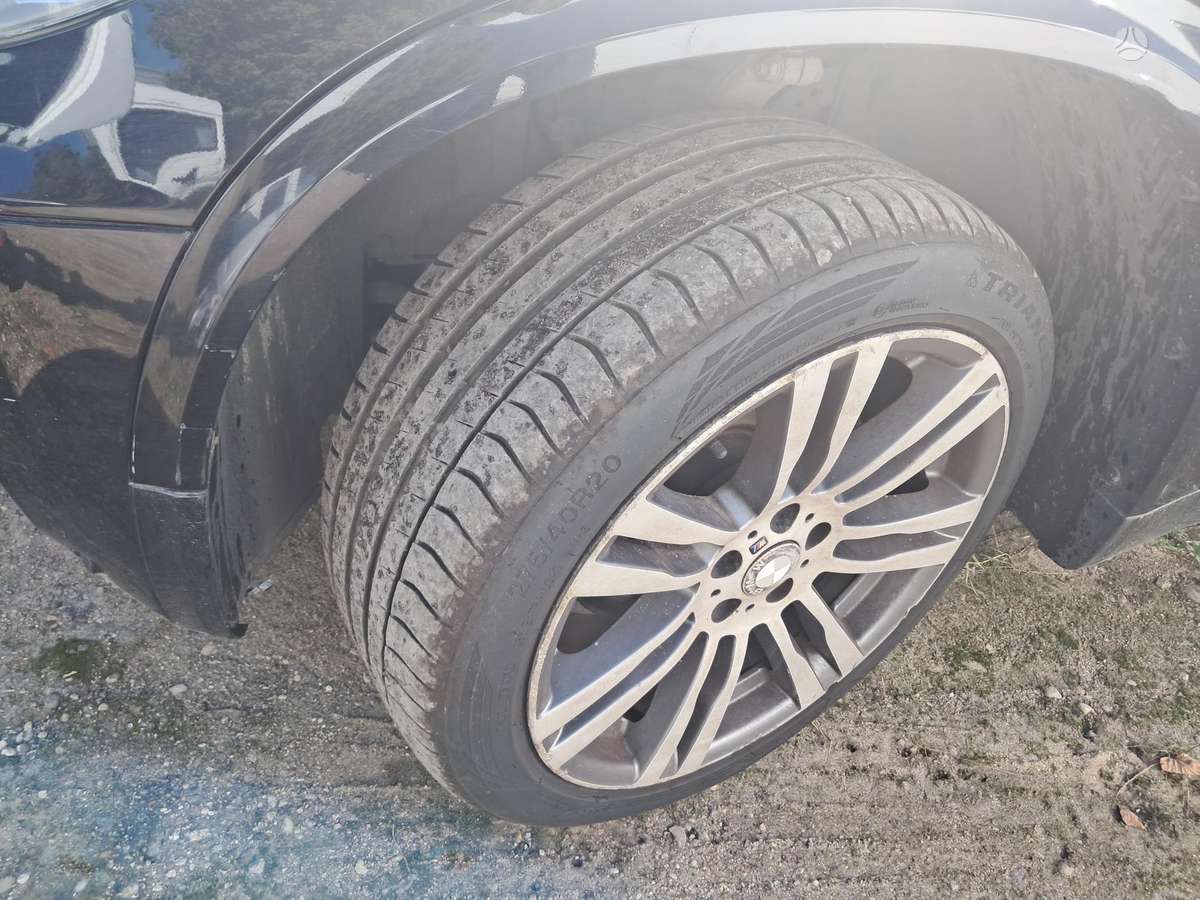 BMW X5 2012 — photo 8