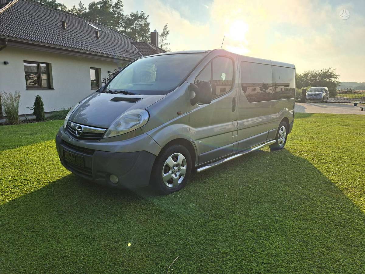 Opel Vivaro, 2010