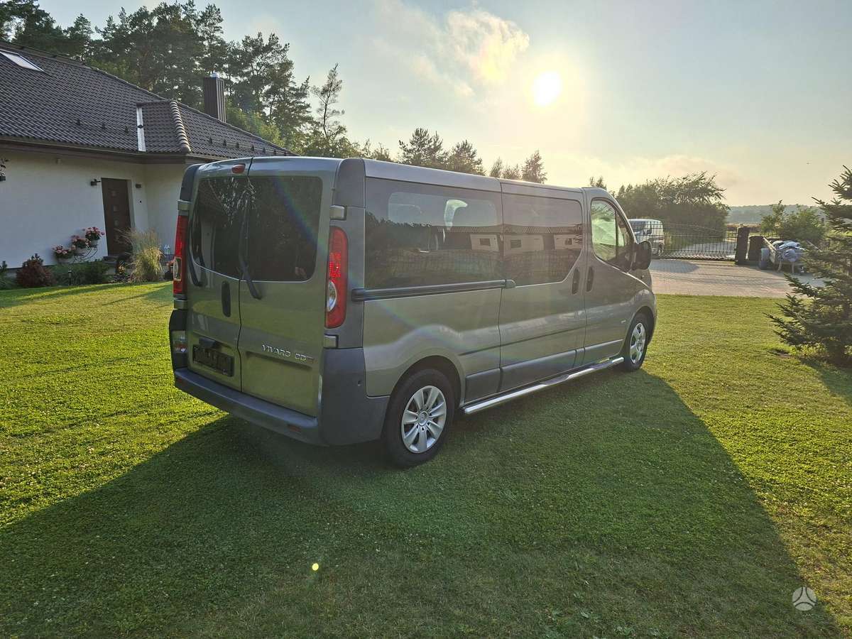 Opel Vivaro 2010 — двигун 2000 cm³, 114 HP (84kW)