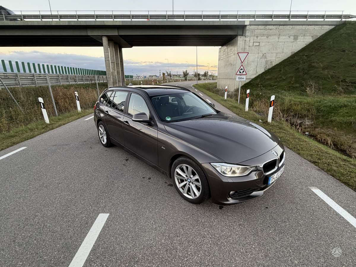 BMW 318 2013 — photo 5