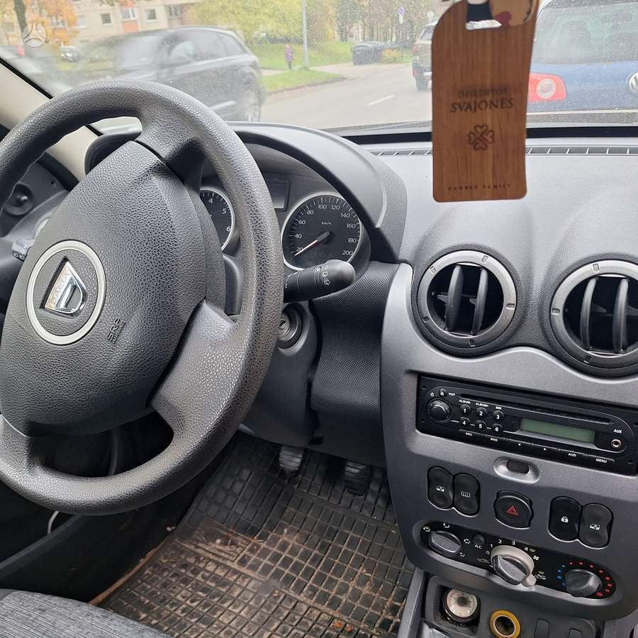 Dacia Duster 2010 — photo 9