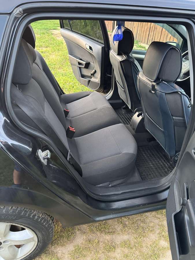 Opel Astra 2007 — photo 12