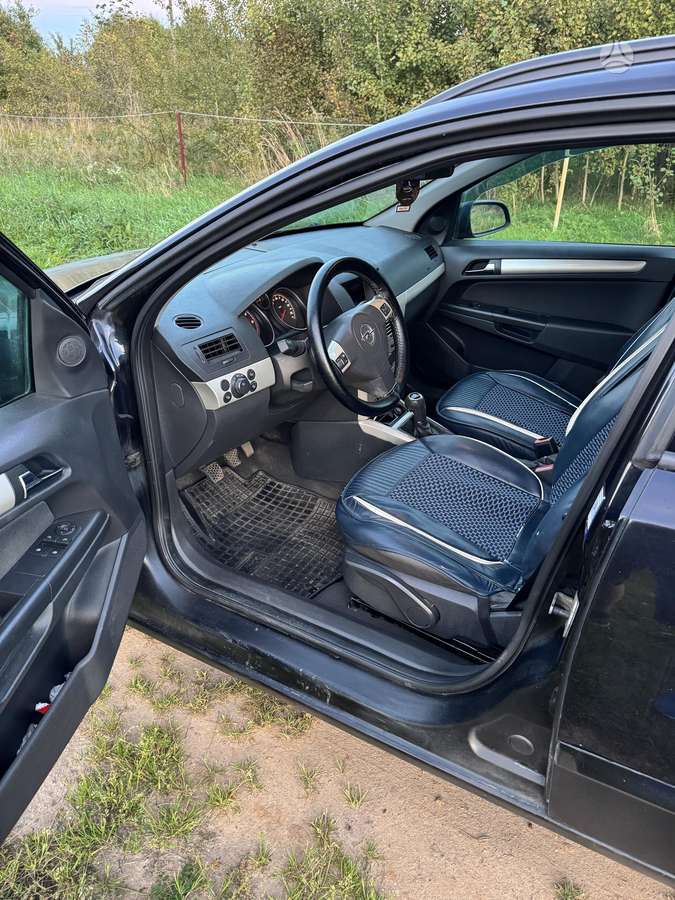 Opel Astra 2007 — photo 9