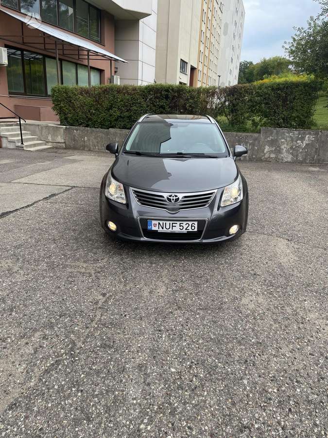Toyota Avensis, 2009