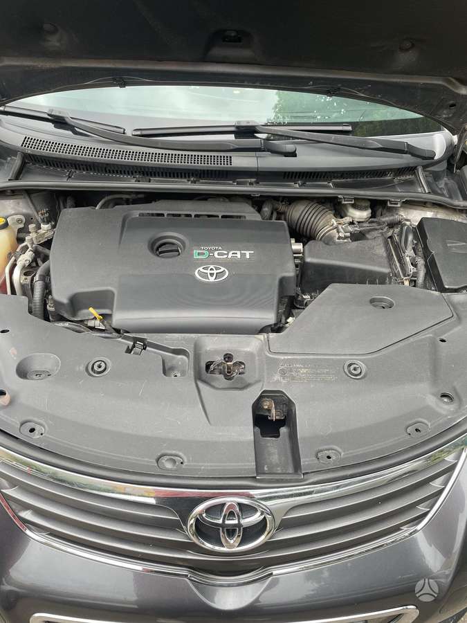Toyota Avensis 2009 — photo 14