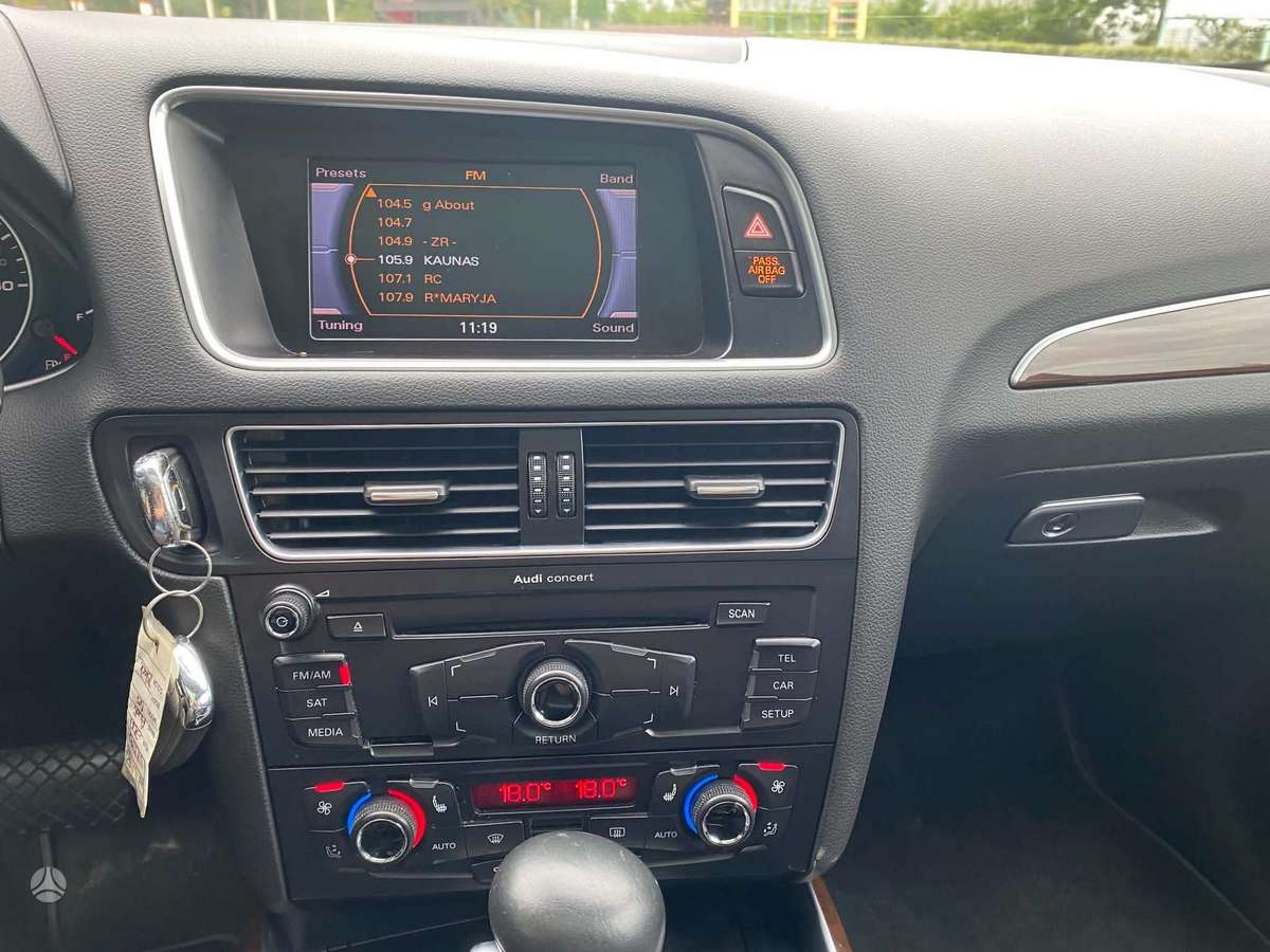 Audi Q5 2012 — photo 16