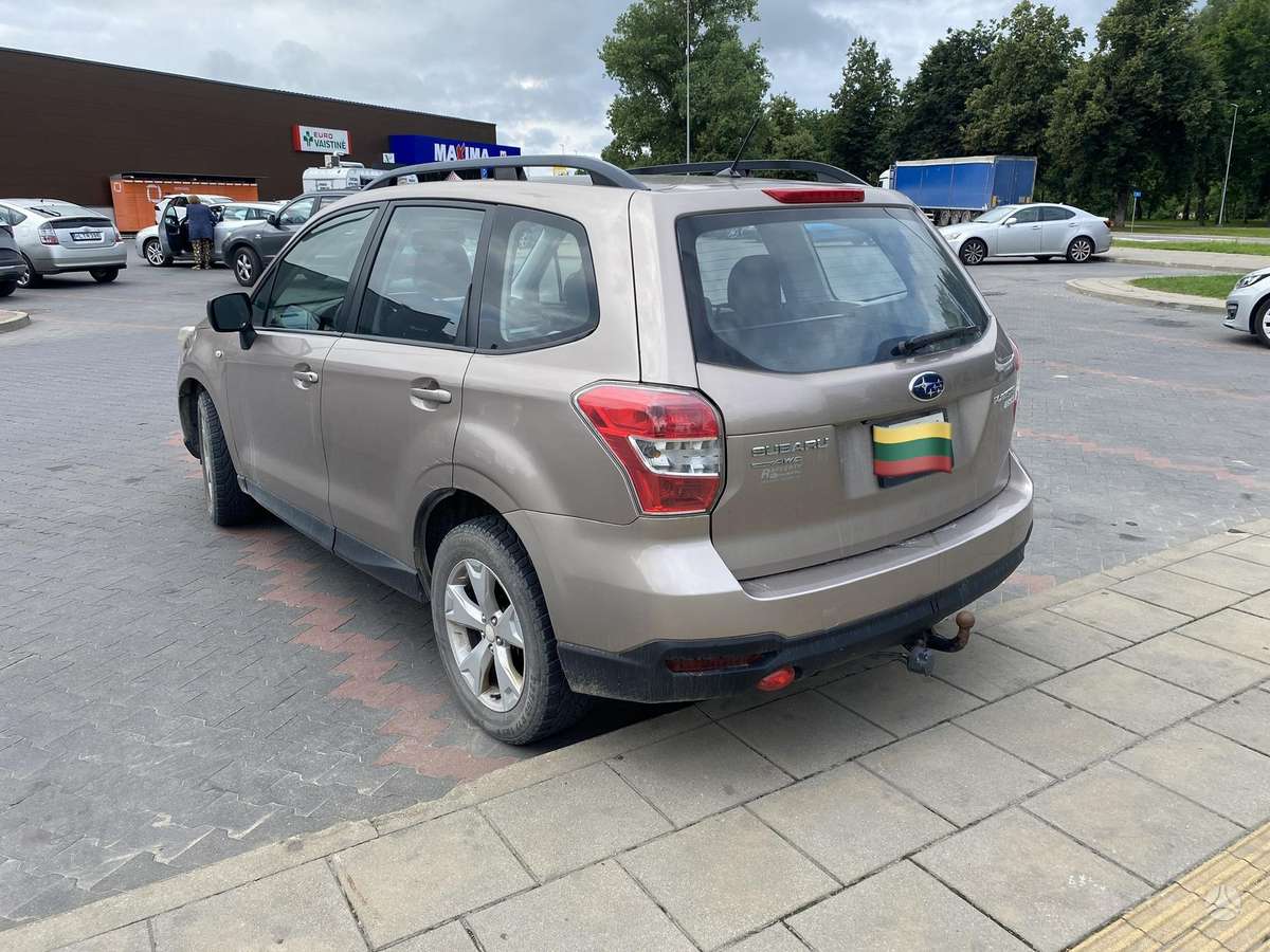 Subaru Forester 2014 — двигун 2498 cm³, 175 HP (129kW)